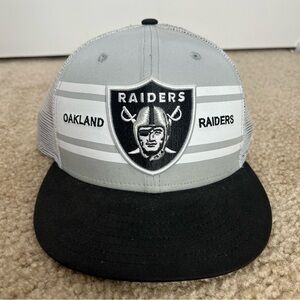 Oakland Raiders Trucker Snapback Hat